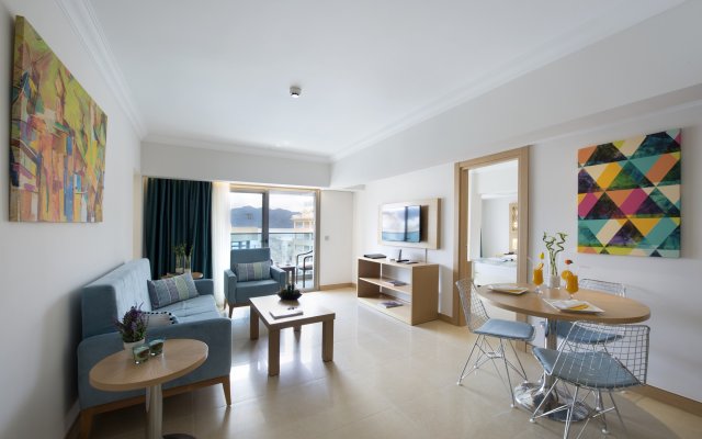 Aurasia Design Hotel
