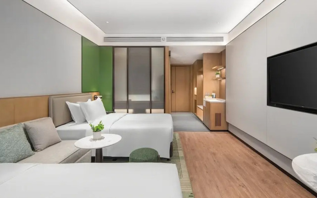 Holiday Inn Wuhan Houguan Lake by IHG