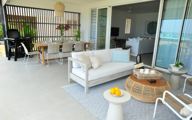 OBiches Luxury Beachfront Apartment Trou-aux-Biches