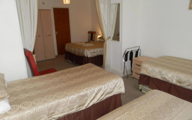 Wayside Cheer Hotel