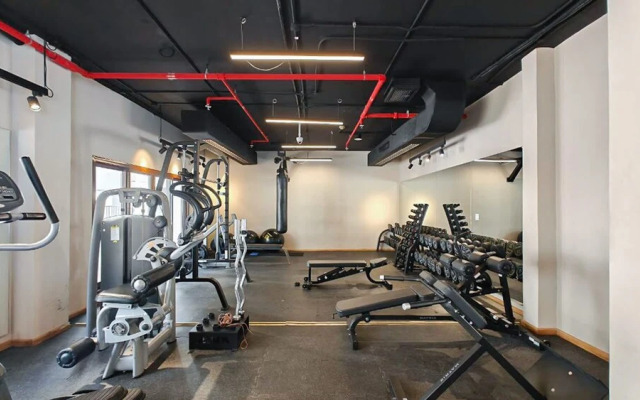 Extravagant Studio Stay for 2 in JVC