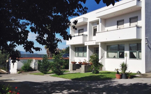 Apartment at the Foot of Mt. Vesuvius