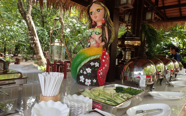 Victoria Cliff Nyaung Oo Phee Island