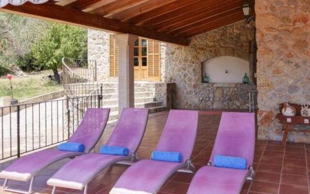 Costa Elvira - 13957/2015