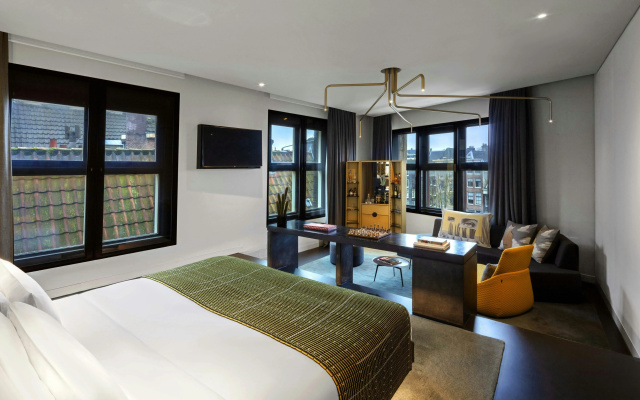 W Amsterdam