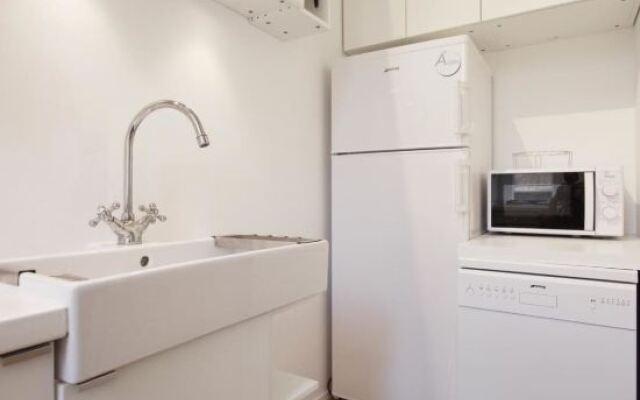 La Petit Maison Prés Du Vatican