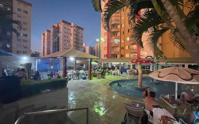 Privé das Thermas I- Apartamento confortável - 905B