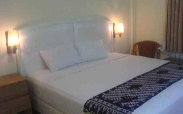 Hotel King's