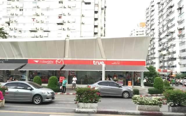 Muangthongthani Rental by Khun Dan