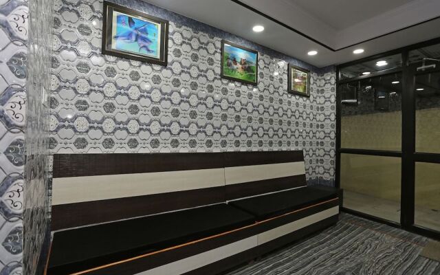 Oyo 27054 New Sundaram