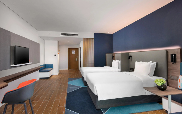 Отель Holiday Inn Express Chongli