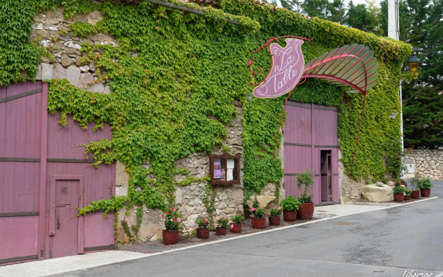 Chateau Village Castigno