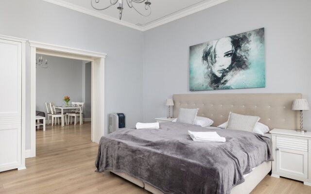 Luxury Apartment in Szczecin by Renters