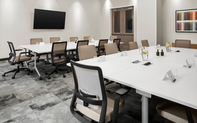 Element Charlotte Uptown