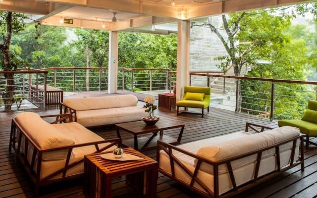 Paraiso Maya Luxury Resort