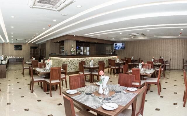 Elegant Hotel Pyi Thar Yar