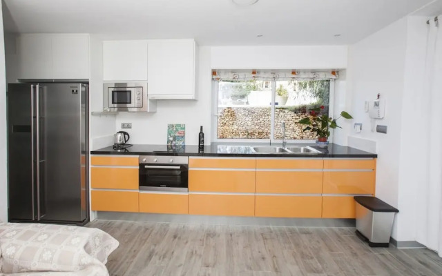 Luxury Apartments Villa San Salvador