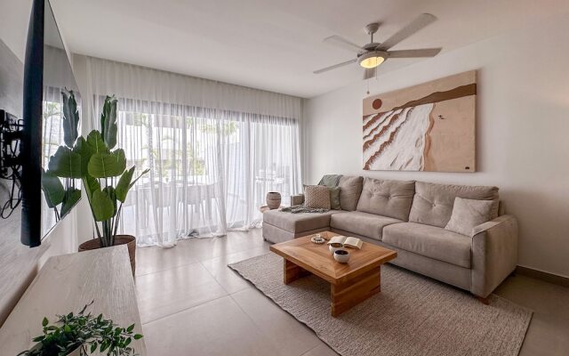 Luxury 3 bedroom apartment at the beach