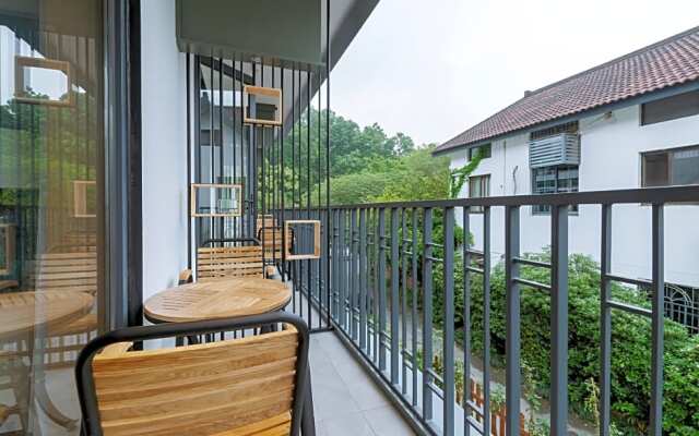 West Lake 78 Ziwei Yard