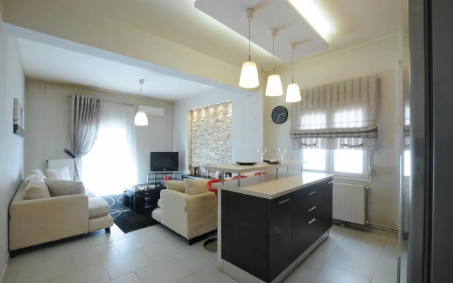 F & B Collection - Apartment for 3