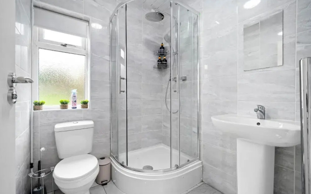 3br-sleeps6-parking-familyfriendly-nearastonvilla