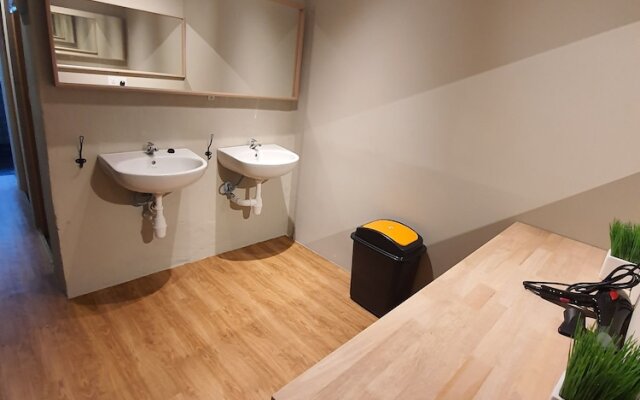 Room at Jln Loh Boon Siew Georgetown