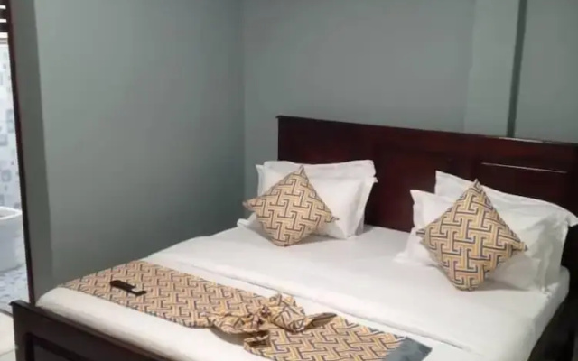 Ayeba Zion Hotel