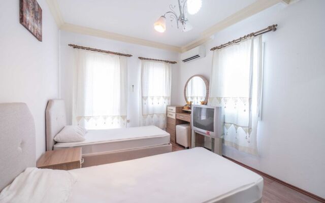Villa Summer