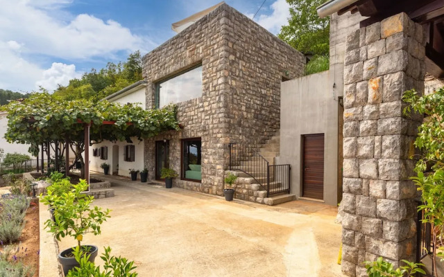 Villa Karla in Poljane