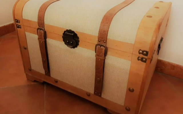 Movie Star Apartment with garden