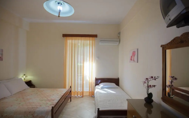 Pansion Akrogiali