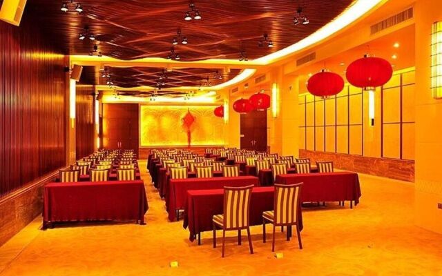 Sanya Marina SPA Hotel