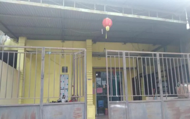 91281 Guest House Indah Jaya
