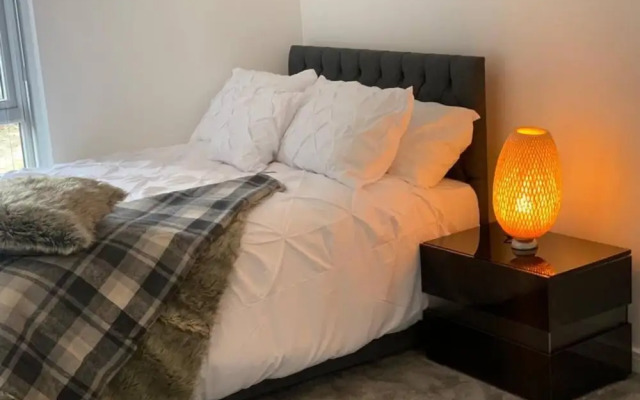 Stunning 2-bed Apartment in Grays