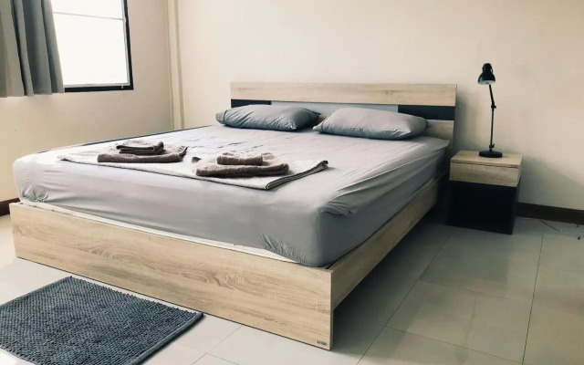 New Apartment Nearby Beach
