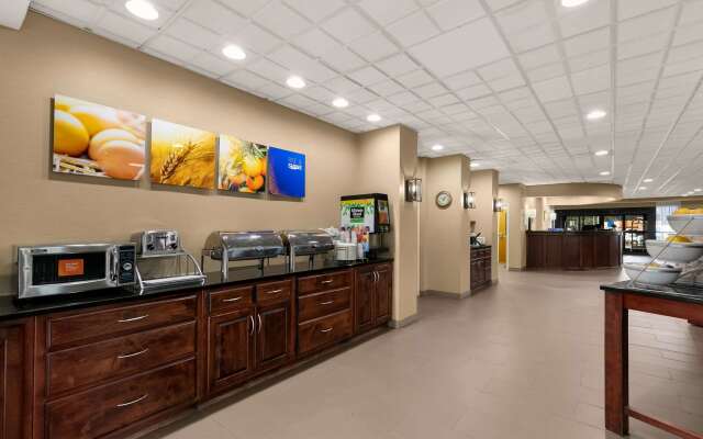 Comfort Suites Commerce