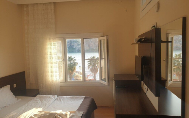 Rosa Otel