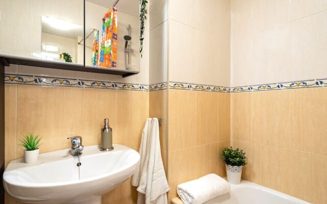 Las Colinas Apartment with Seaviews Ref 51