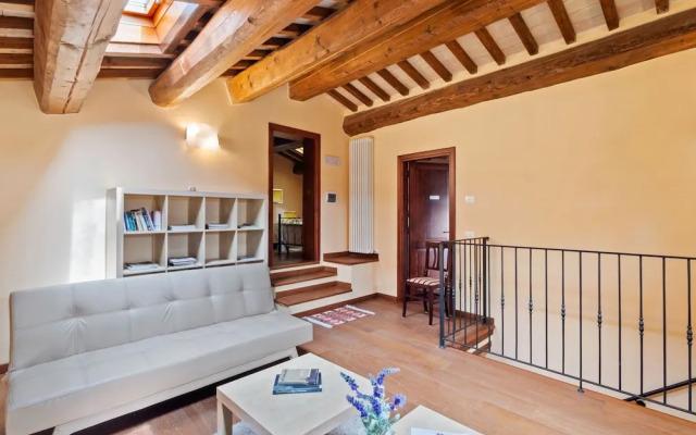Villa in Belforte All'isauro With Pool