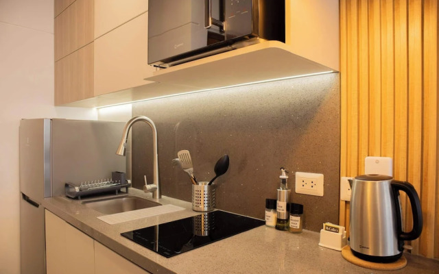 Striking 1BR in Miraflores