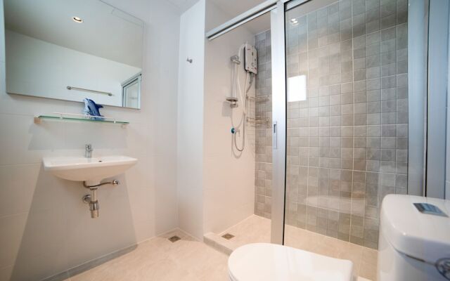 Star Sukhumvit by OYO Rooms