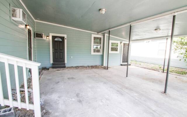 One Bedroom Apartment Near Downtown With Sleeper