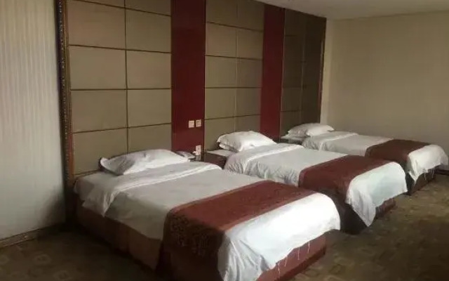 Alashan Right Banner Holiday Hotel this morning