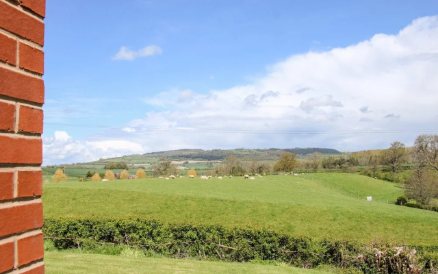 Bryn Caer