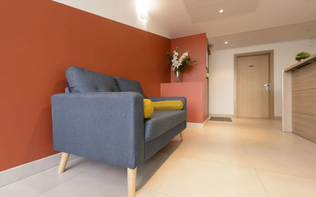 Hotel Les Portes De Paris