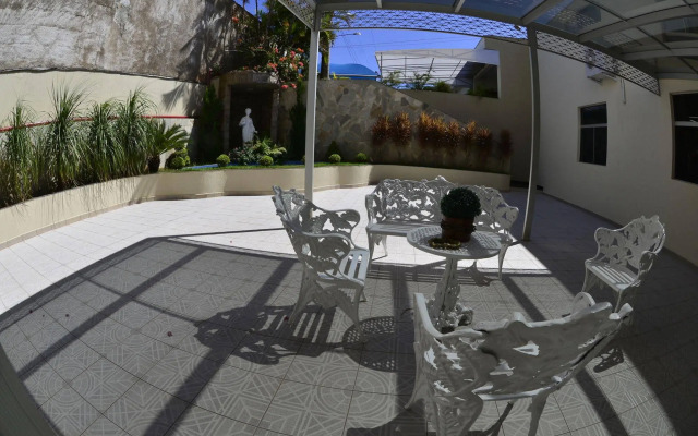 Biazi Plaza Hotel