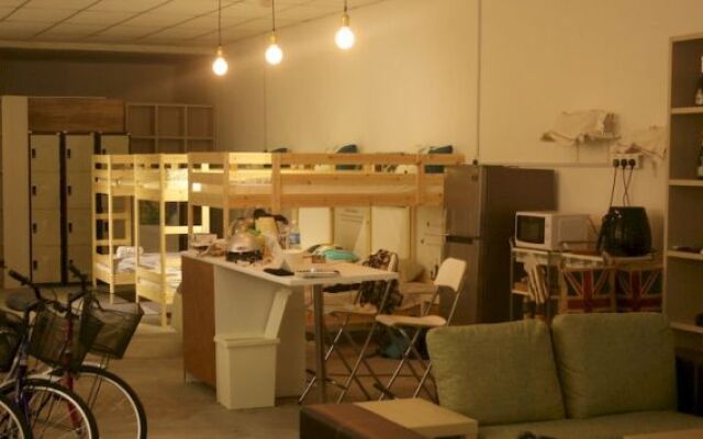 Bed and Bike Backpacker Studio - Hostel -