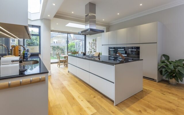 On a Queens Park Parade