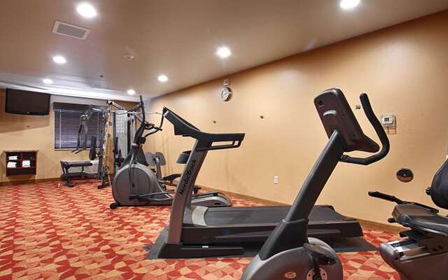Best Western Crandon Inn & Suites