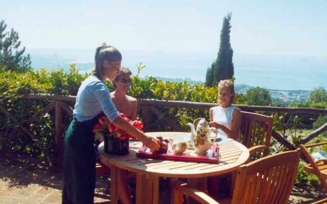 Agriturismo La Riserva Di Montebello